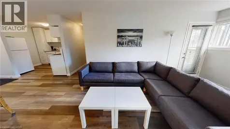 15 Jacksway Crescent London ON N5X 3T8