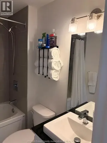 121 Parkdale Avenue Ottawa ON K1Y 4J2