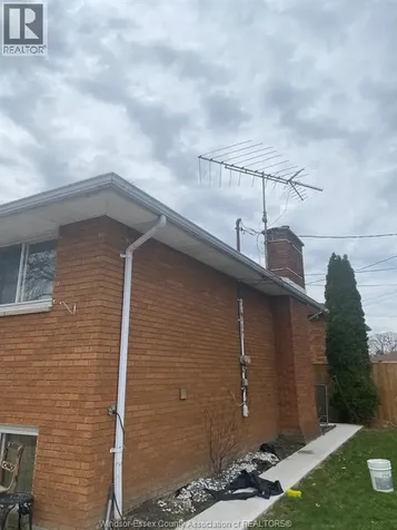 1616 Burwell Court Windsor ON N9C 3Z8