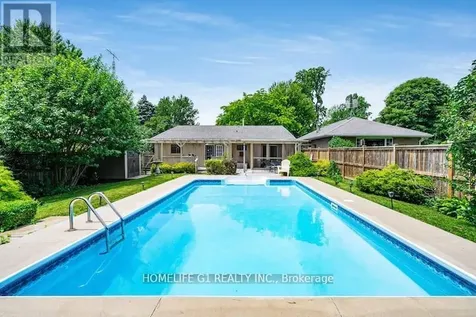 1324 Orchard Boulevard Kingsville ON N9T 2R7