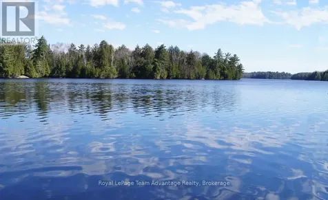 25 Peninsula Shore Road East Mcdougall ON P2A 2W9
