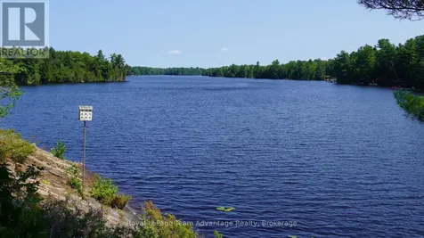25 Peninsula Shore Road East Mcdougall ON P2A 2W9