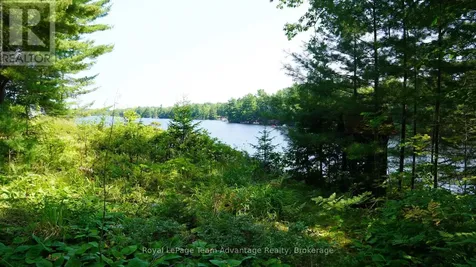 25 Peninsula Shore Road East Mcdougall ON P2A 2W9