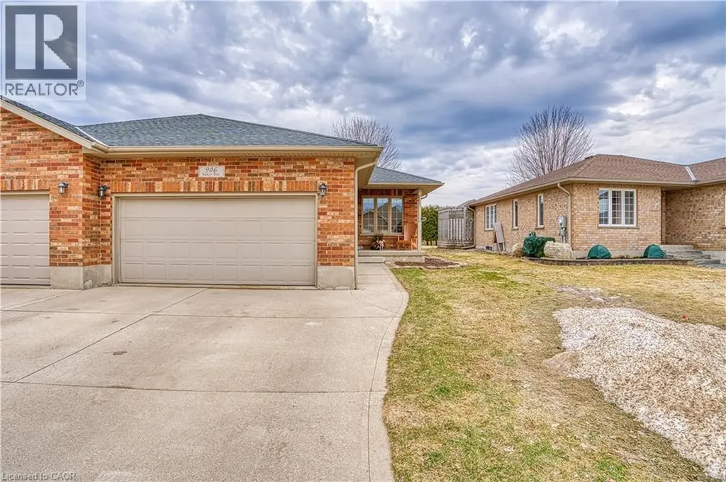 906 Baker Avenue South Listowel ON N4W 3V7