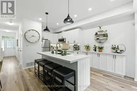 21 Diana Avenue Brantford ON N3T 0G7