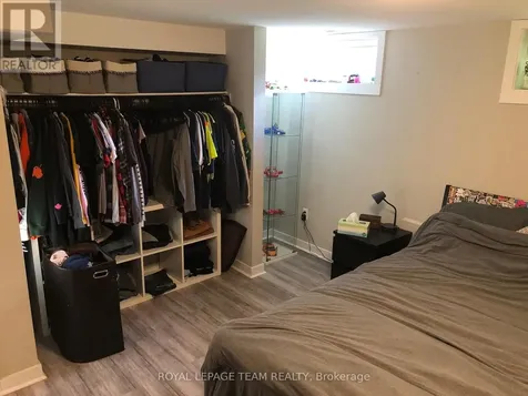 1180 Southwood Drive Ottawa ON K2C 3C3