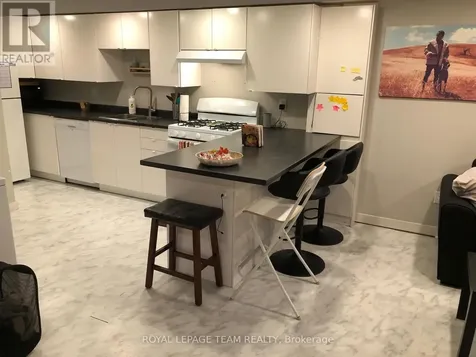 1180 Southwood Drive Ottawa ON K2C 3C3