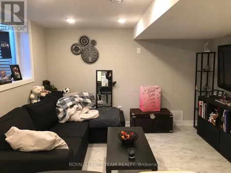 1180 Southwood Drive Ottawa ON K2C 3C3