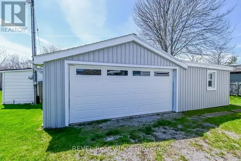 2757 North Shore Drive Drive East Haldimand ON N0A 1K0