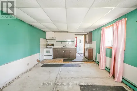2757 North Shore Drive Drive East Haldimand ON N0A 1K0