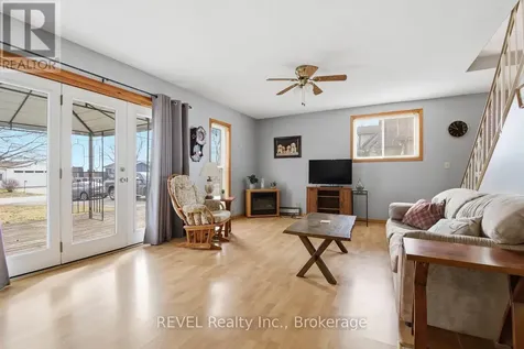 2757 North Shore Drive Drive East Haldimand ON N0A 1K0