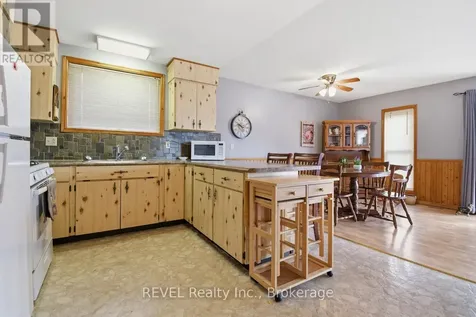 2757 North Shore Drive Drive East Haldimand ON N0A 1K0