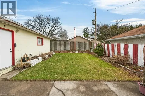 21 Bluebird Avenue Hamilton ON L9A 3W4