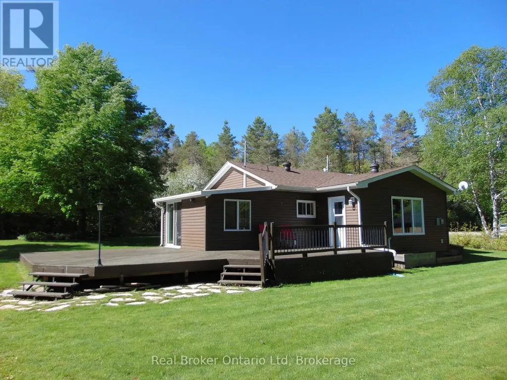 16 Twin River Drive North South Bruce Peninsula ON N0H 2T0