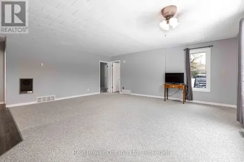 16 Twin River Drive North South Bruce Peninsula ON N0H 2T0