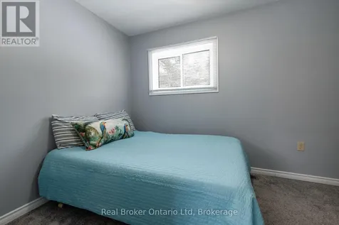 16 Twin River Drive North South Bruce Peninsula ON N0H 2T0
