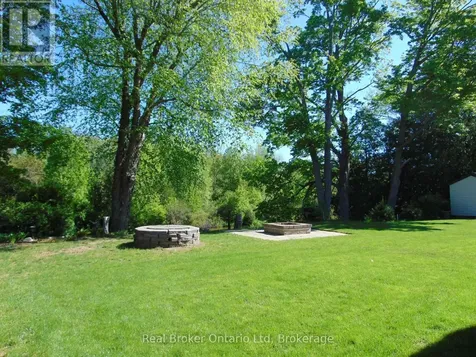 16 Twin River Drive North South Bruce Peninsula ON N0H 2T0