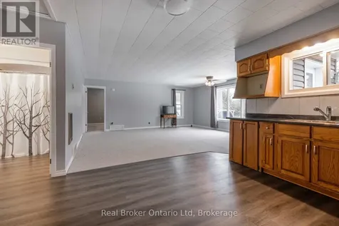 16 Twin River Drive North South Bruce Peninsula ON N0H 2T0