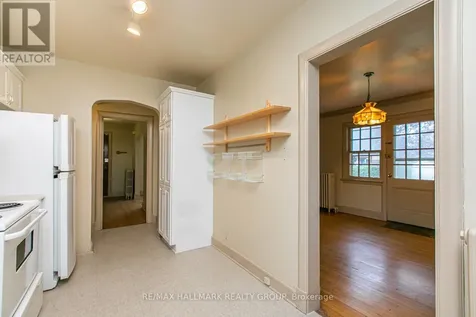 50 Tyndall Street Ottawa ON K1Y 3J8