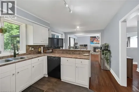 56 Forsythe Avenue Brantford ON N3R 3L7
