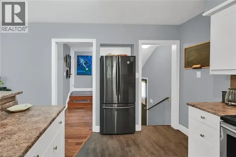56 Forsythe Avenue Brantford ON N3R 3L7