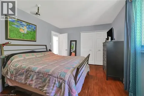 56 Forsythe Avenue Brantford ON N3R 3L7