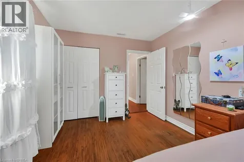 56 Forsythe Avenue Brantford ON N3R 3L7