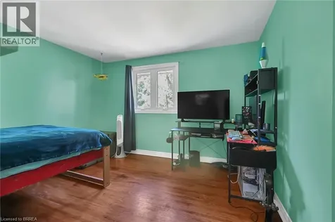 56 Forsythe Avenue Brantford ON N3R 3L7