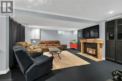56 Forsythe Avenue Brantford ON N3R 3L7