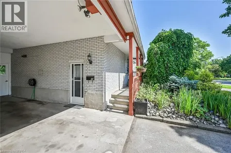 56 Forsythe Avenue Brantford ON N3R 3L7