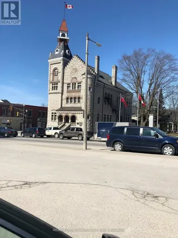 202-204 Queen Street East St. Marys ON N4X 1C1