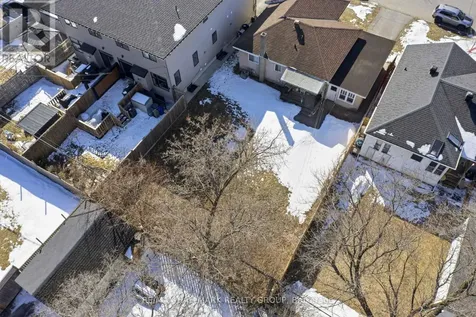 211 Columbus Avenue Ottawa ON K1K 1P7