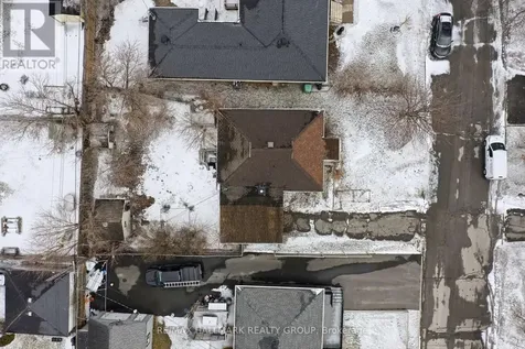 479 Newman Avenue Ottawa ON K1K 1N8