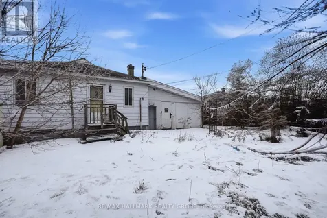 479 Newman Avenue Ottawa ON K1K 1N8