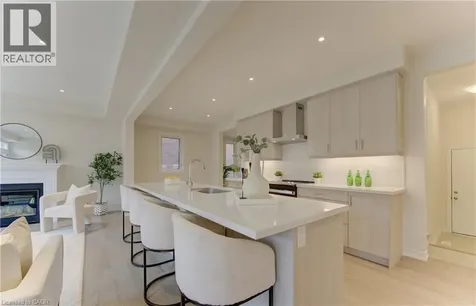 39 Guernsey Drive Kitchener ON N2R 0T7