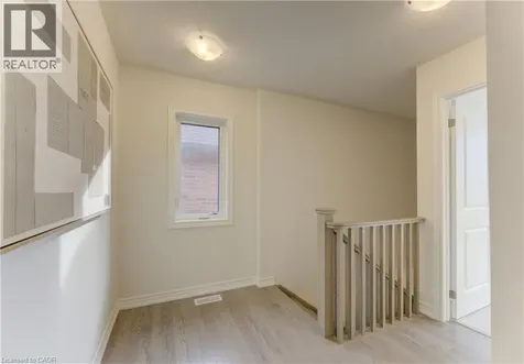 39 Guernsey Drive Kitchener ON N2R 0T7