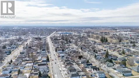 1234 Cumberland Street Cornwall ON K6J 4K5