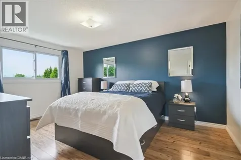 47 Claycroft Crescent Kitchener ON N2N 2R6