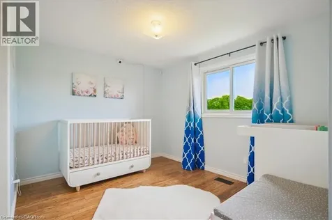 47 Claycroft Crescent Kitchener ON N2N 2R6