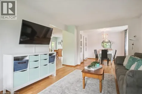 47 Claycroft Crescent Kitchener ON N2N 2R6