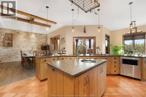 4648 Jenkela Court Windsor ON N9G 3C4