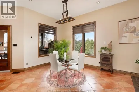 4648 Jenkela Court Windsor ON N9G 3C4