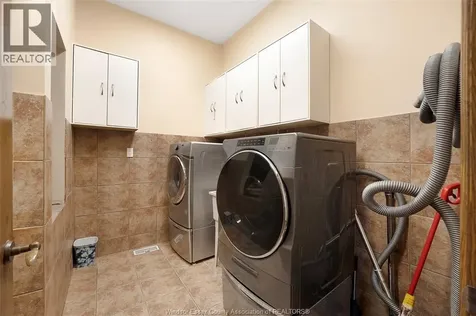 4648 Jenkela Court Windsor ON N9G 3C4