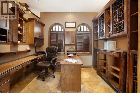 4648 Jenkela Court Windsor ON N9G 3C4