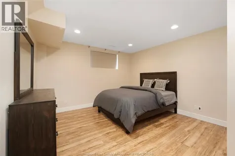 4648 Jenkela Court Windsor ON N9G 3C4
