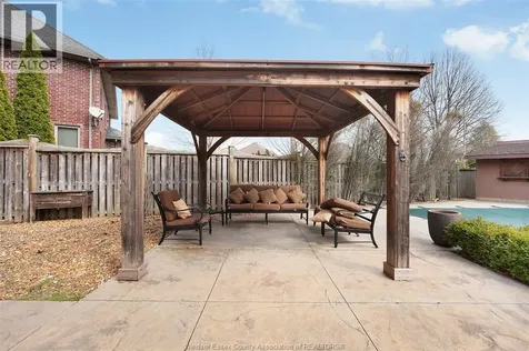 4648 Jenkela Court Windsor ON N9G 3C4