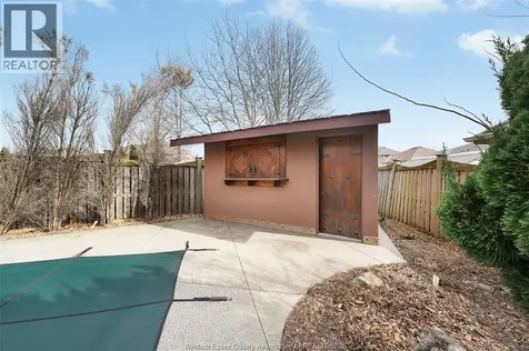 4648 Jenkela Court Windsor ON N9G 3C4