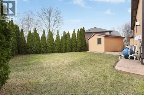 4648 Jenkela Court Windsor ON N9G 3C4