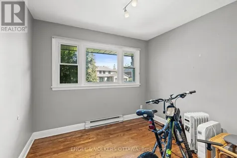 1372 Ridgedale Street Ottawa ON K1T 1C5