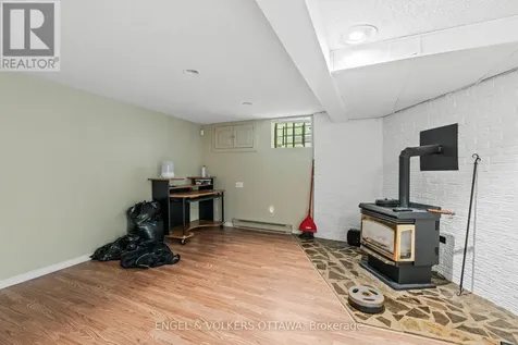 1372 Ridgedale Street Ottawa ON K1T 1C5